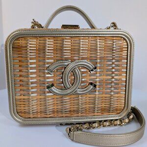 Chanel Rare Box Bag in Woven Rattan and Champaign Gold Leather